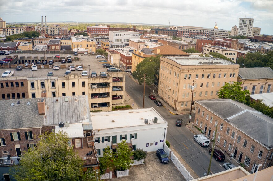 More Photos Of 301 W York St, Savannah Office For Sale