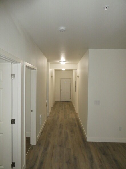 More Photos Of 119 S Wasson St, Coos Bay Apartments For Sale