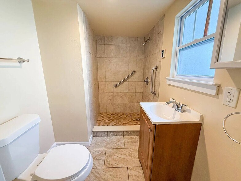 More Photos Of , Gainesville Multifamily For Sale
