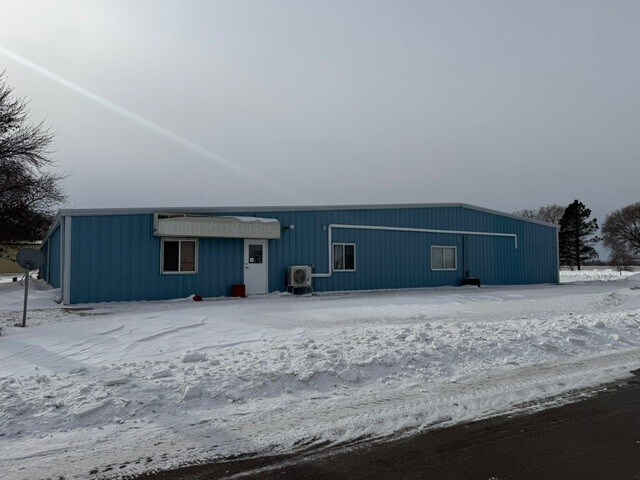 Primary Photo Of 217 Meridian Rd, Mapleton Warehouse For Lease