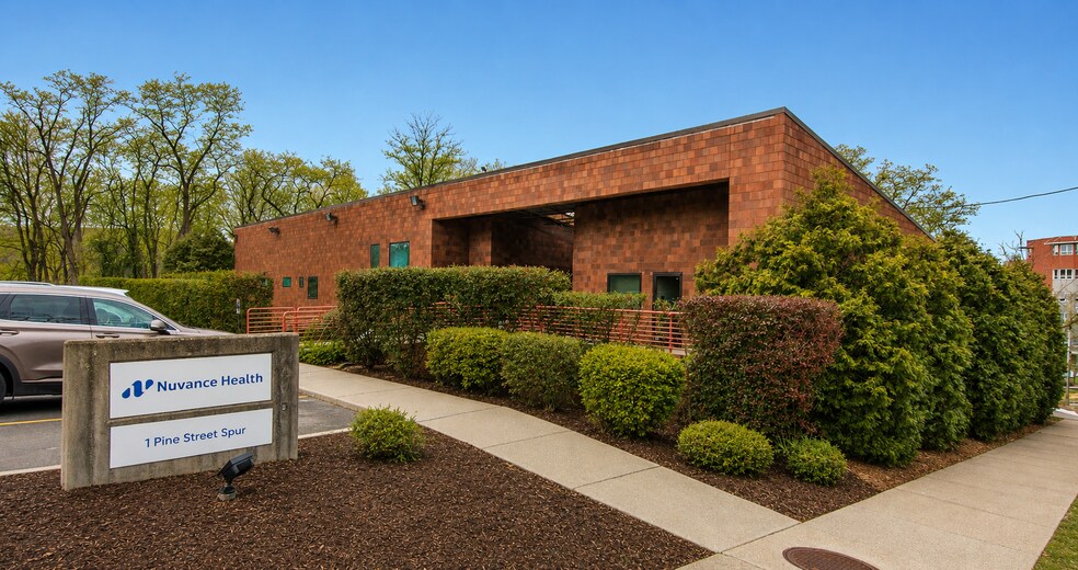 Primary Photo Of 1 Pine Street Spur, Poughkeepsie Office For Sale