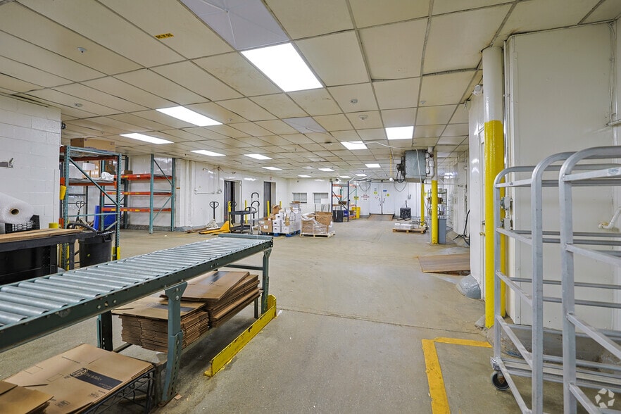 More Photos Of 16 Conn St, Woburn Food Processing For Sale