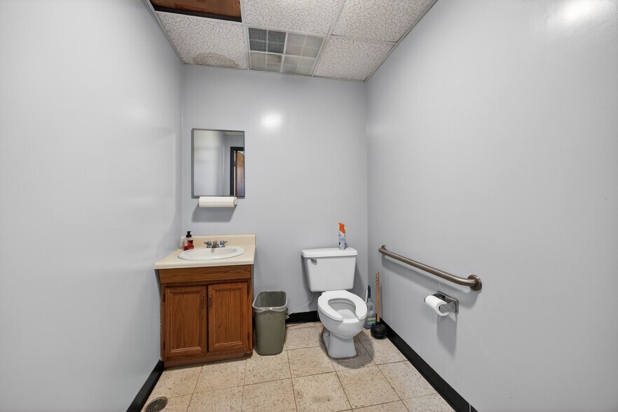 More Photos Of 6193 US Highway 220, Madison Flex For Sale