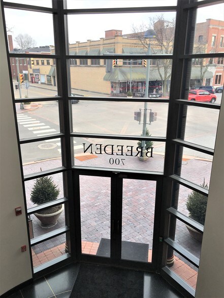 More Photos Of 700 Washington St, Columbus Office For Lease