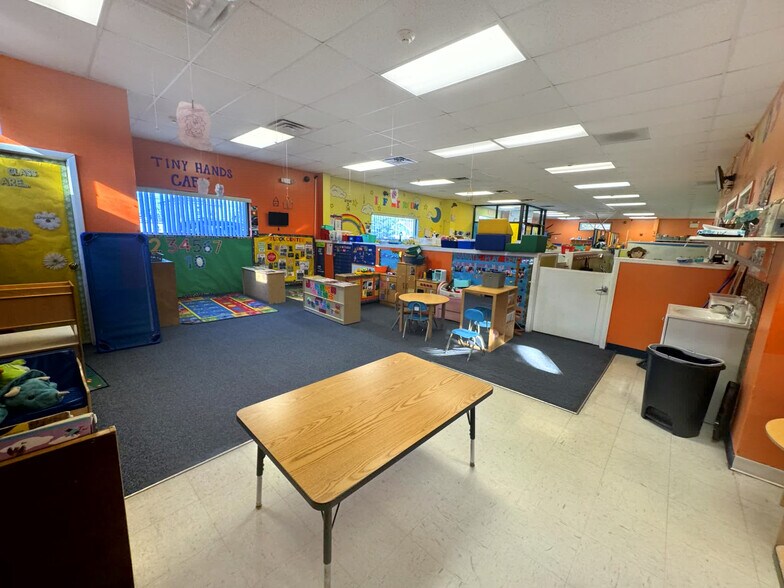 More Photos Of 101 W Delilah Rd, Pleasantville General Retail For Sale