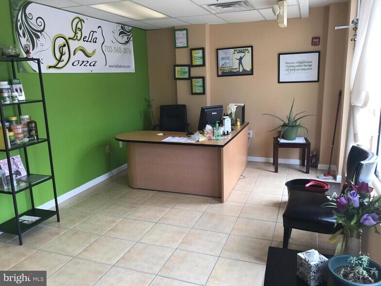 More Photos Of 13895 Hedgewood Dr, Woodbridge Medical For Lease