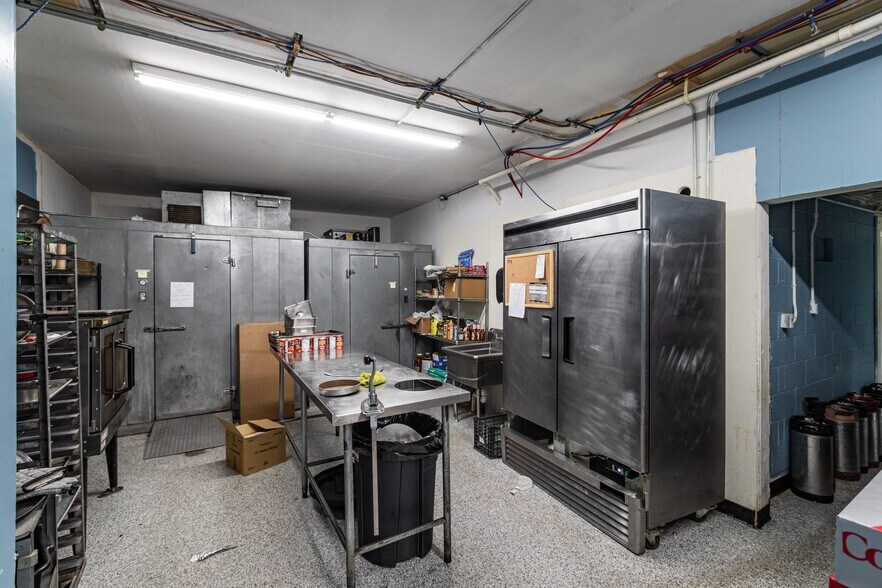 More Photos Of N18078 County Road T, Galesville General Retail For Sale