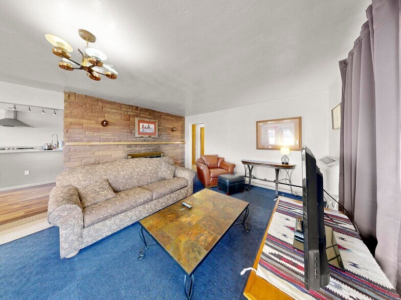 More Photos Of US 163 & San Juan River, Mexican Hat Hotel For Sale