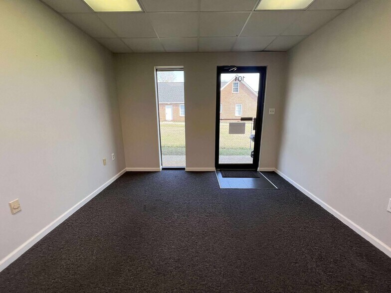 More Photos Of 1511 W 3rd Ave, Albany Office Residential For Lease