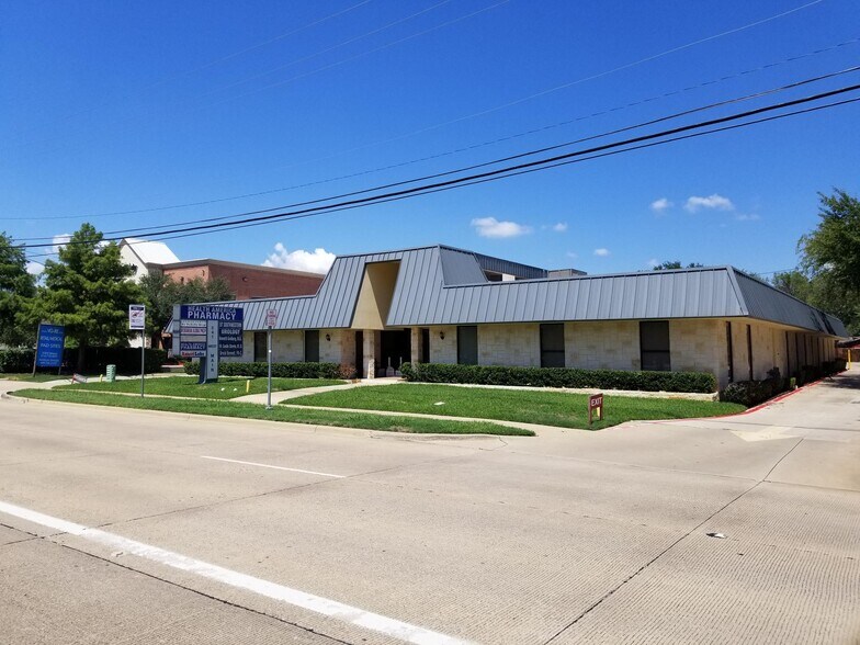 More Photos Of 541 W Main St, Lewisville Medical For Lease