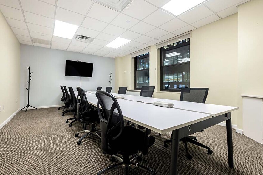 More Photos Of 315 Madison Ave, New York Coworking Space