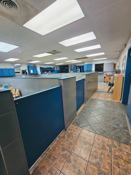 More Photos Of 1911-1913 W Gore Blvd, Lawton Daycare Center For Lease