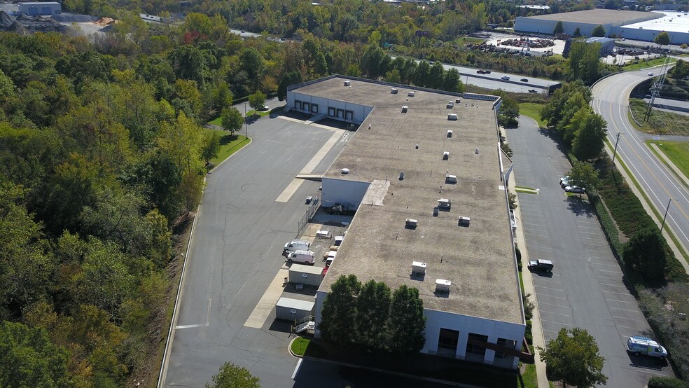 More Photos Of 10345 Nations Ford Rd, Charlotte Light Manufacturing For Lease