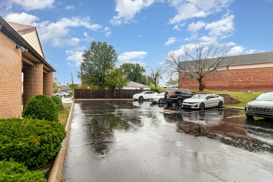 More Photos Of 2751 Blue Rock Rd, Cincinnati Medical For Sale