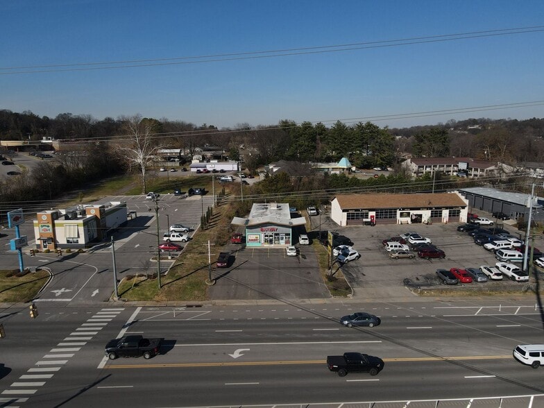 More Photos Of 3450 Lebanon Pike, Hermitage Freestanding For Lease