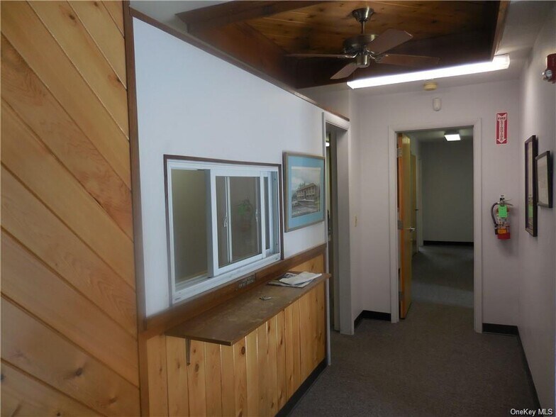 More Photos Of 34 Route 17K, Newburgh Medical For Lease