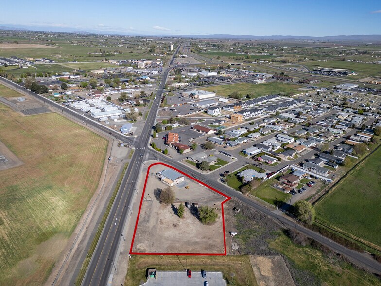 More Photos Of 391 Wine Country Rd, Prosser Freestanding For Sale