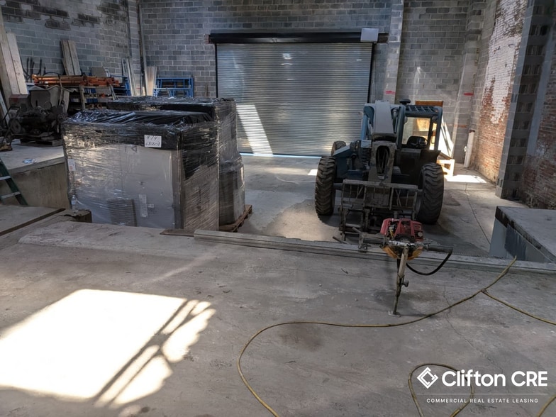 More Photos Of 39-62 Warren St, Paterson Warehouse For Lease