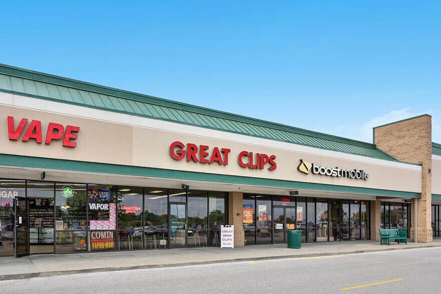 More Photos Of 1544-1570 W US Highway 50, O'Fallon Freestanding For Sale