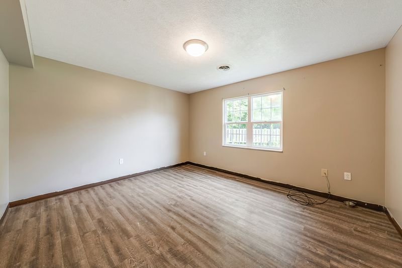 More Photos Of 80 Miller St, Centerburg Congregate Senior Housing For Lease