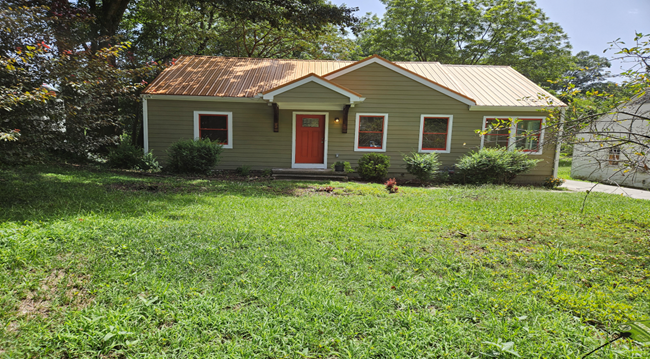 Primary Photo Of 210 Weeks St, Decatur Auto Repair For Lease