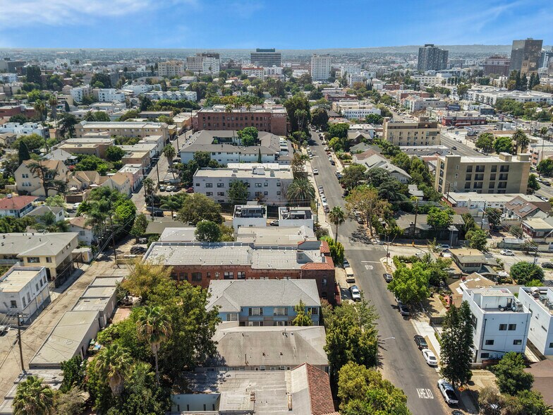 More Photos Of 120 S Coronado St, Los Angeles Apartments For Sale