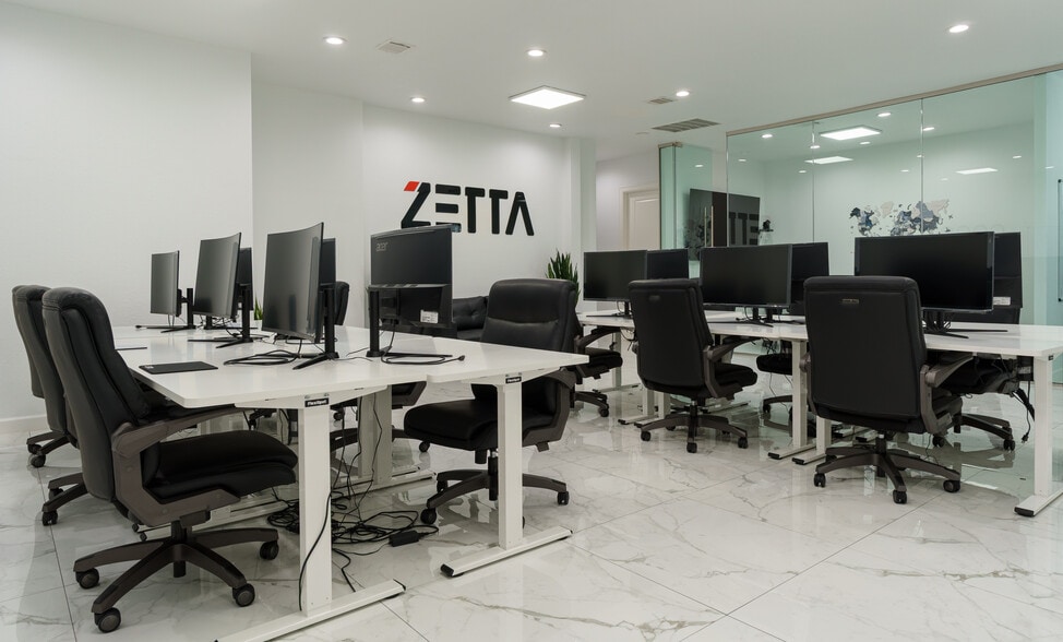 More Photos Of 12250 Queenston Blvd, Houston Office For Sale
