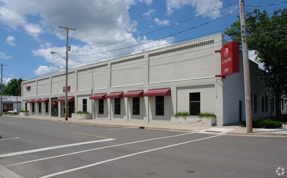 More Photos Of 200 W Higham St, Saint Johns Bank For Lease