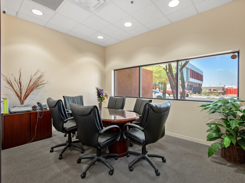 More Photos Of 3201 S Hardy Dr, Tempe Warehouse For Sale