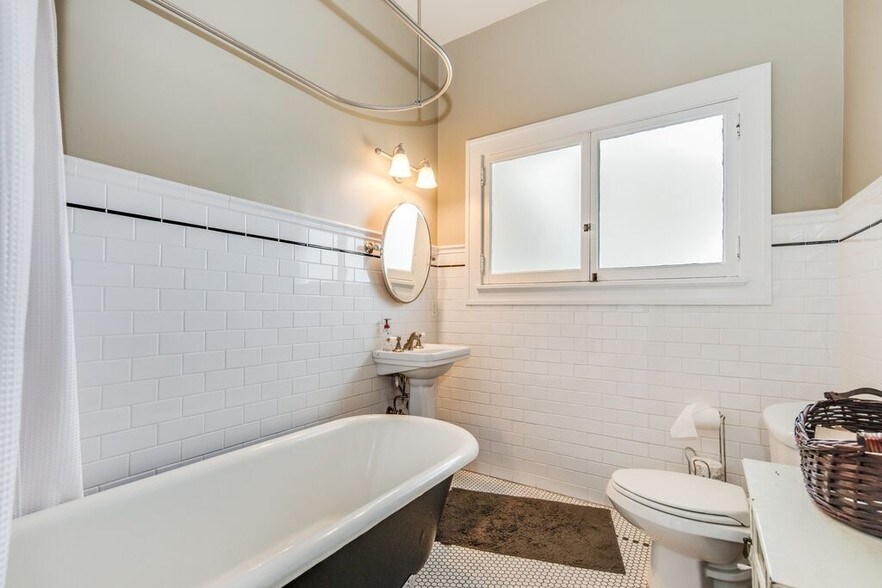 More Photos Of 1650 The Alameda, San Jose Office For Sale