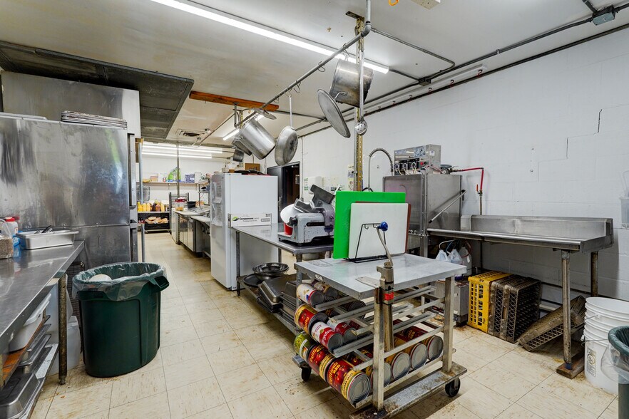 More Photos Of 1450 Brace Rd, Victor Golf Course Driving Range For Sale