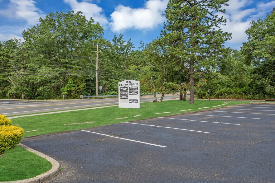 More Photos Of 75 Lacey Rd, Whiting Medical For Lease