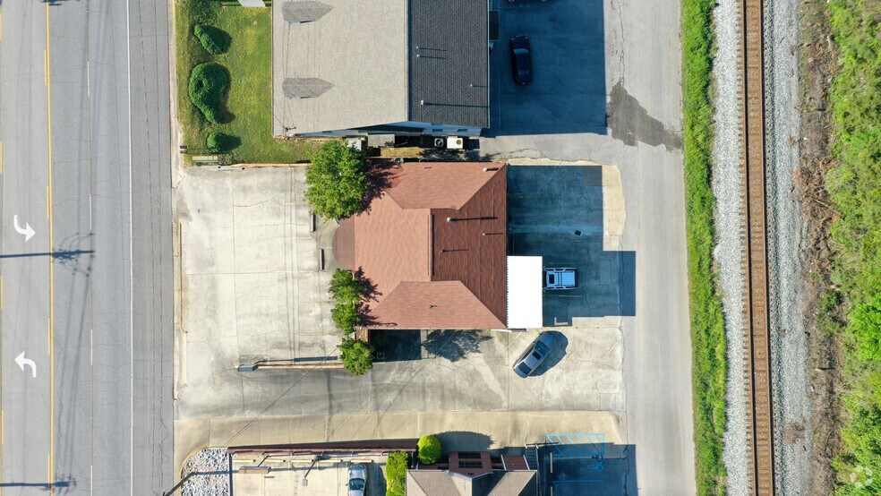 More Photos Of 223 1st St N, Alabaster Office For Lease