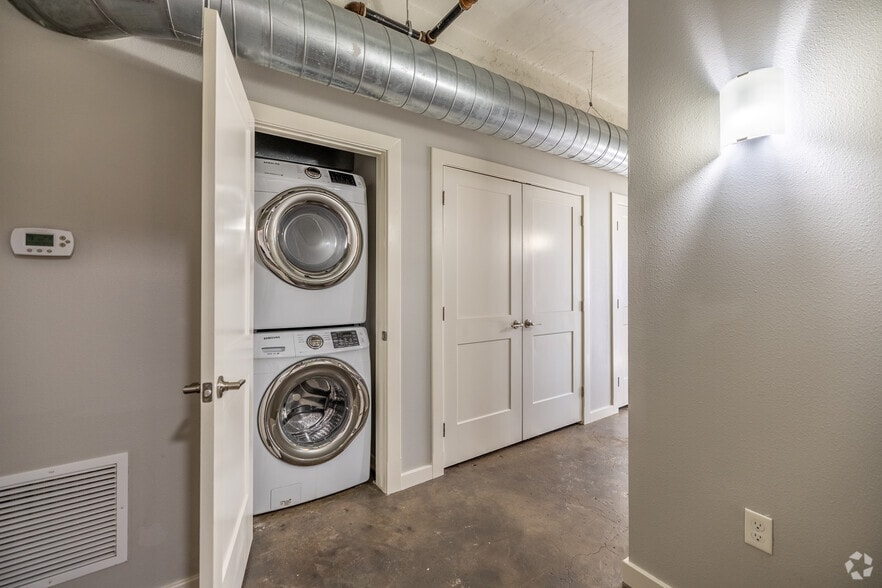 More Photos Of 310 E 1st St, Tulsa Apartments For Lease