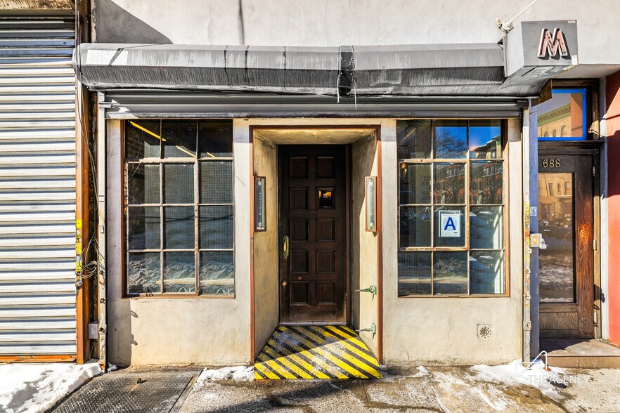 More Photos Of 688-690 Franklin Ave, Brooklyn Storefront Retail Residential For Lease
