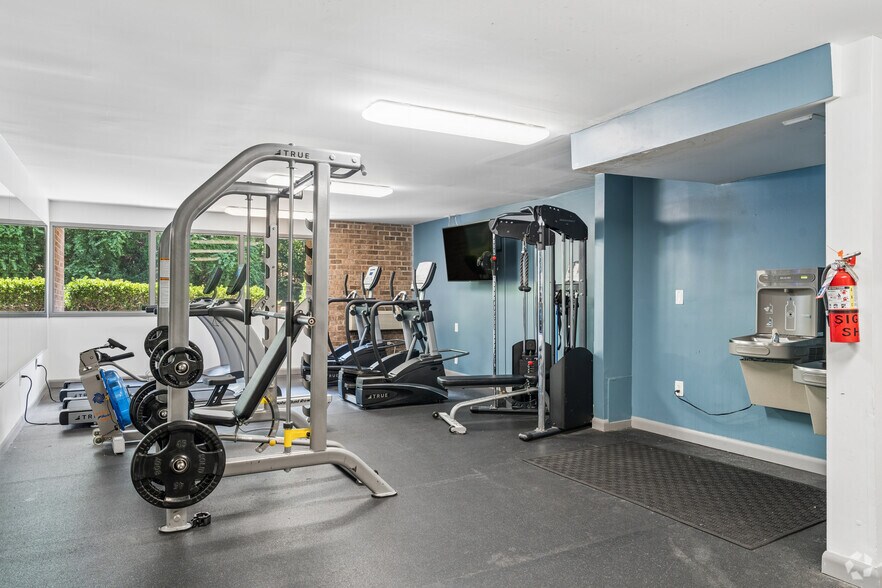 More Photos Of 600 Martin Luther King Jr Blvd, Chapel Hill Apartments For Sale