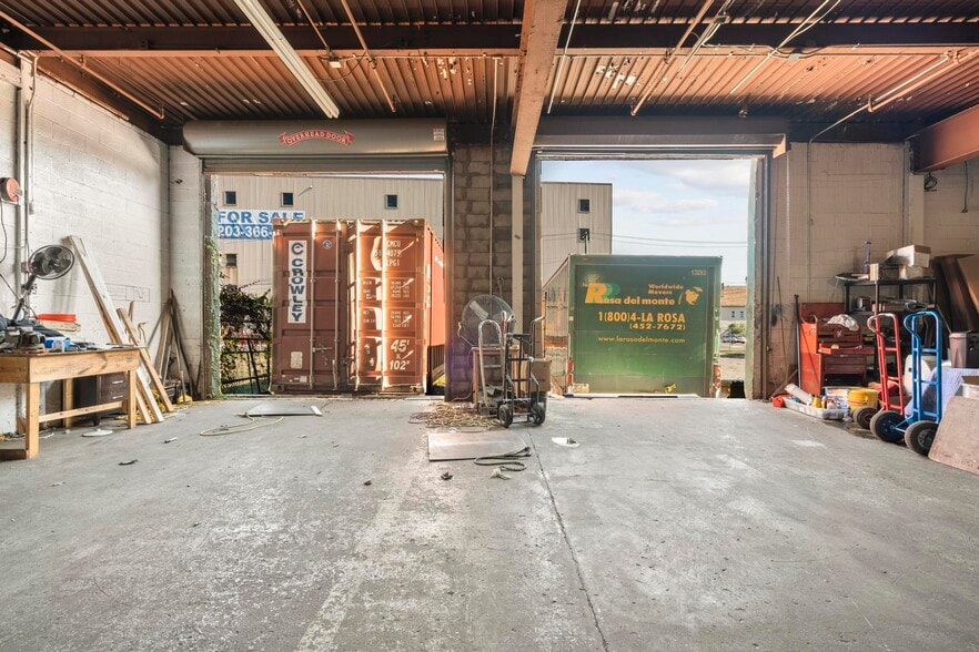 More Photos Of 417-433 Myrtle Ave, Bridgeport Industrial For Sale