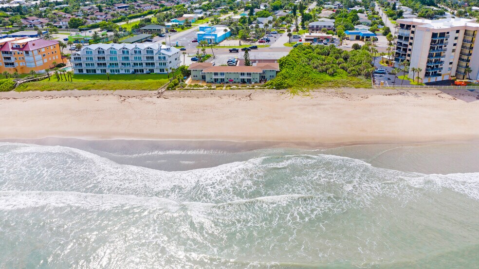 More Photos Of 1357-1363 Highway A1A, Satellite Beach Office For Lease