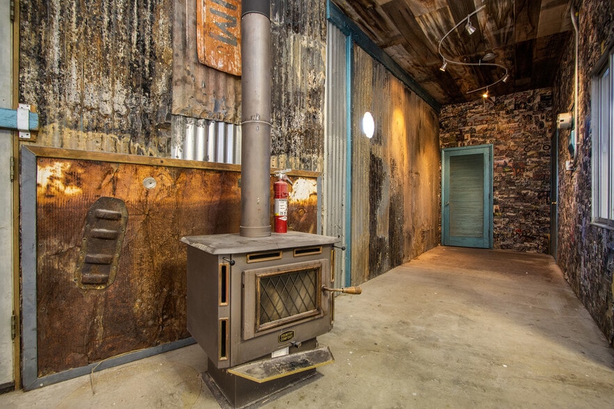 More Photos Of 55267 29 Palms Hwy, Yucca Valley Office Residential For Sale