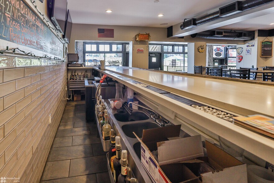 More Photos Of 2101 W Liberty St, Allentown Bar For Sale