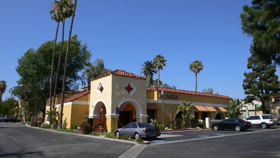 More Photos Of 2498 Erringer Rd, Simi Valley Unknown For Lease