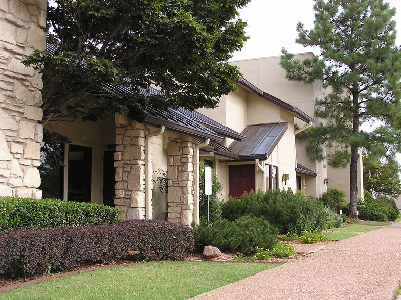 Primary Photo Of 7146 S Braden Ave, Tulsa Office For Lease