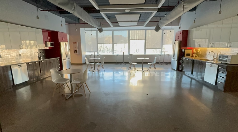 More Photos Of 520 Broad St, Newark Office Residential For Lease