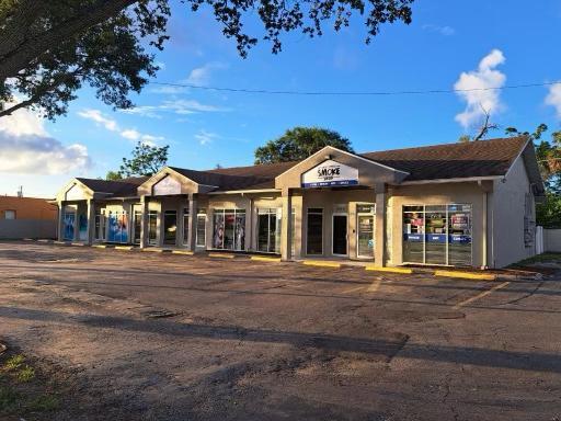 More Photos Of 2526 W Tampa Bay Blvd, Tampa General Retail For Lease