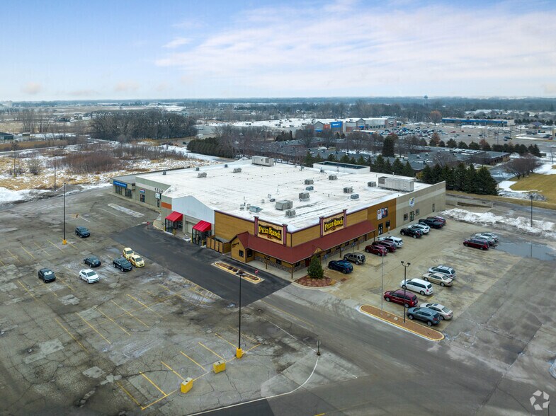 More Photos Of 1300 18th Ave NW, Austin Storefront For Sale