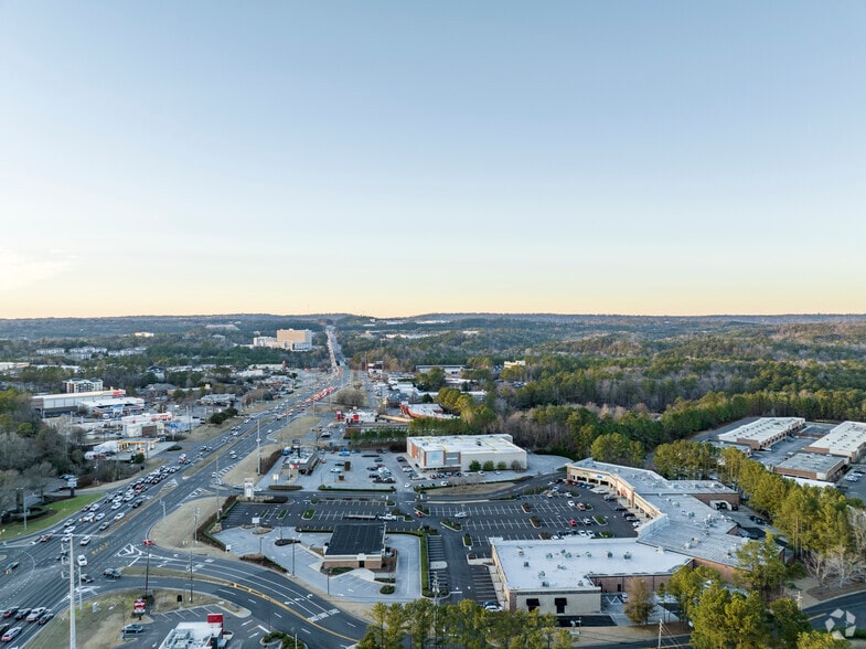 More Photos Of 4637-4647 US Highway 280, Birmingham Unknown For Lease