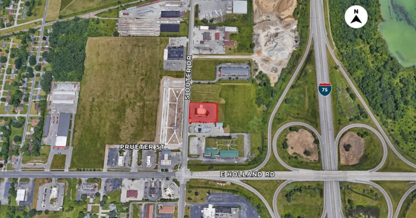 More Photos Of 1140 S Outer Dr, Saginaw Bank For Sale