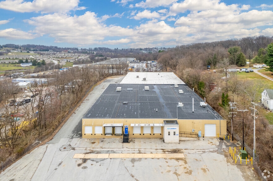More Photos Of 400 E Locust St, Dallastown Manufacturing For Lease