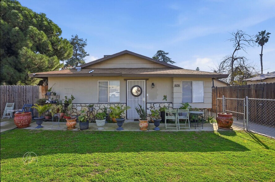 Primary Photo Of 505 Woodrow Ave, Bakersfield Multifamily For Sale