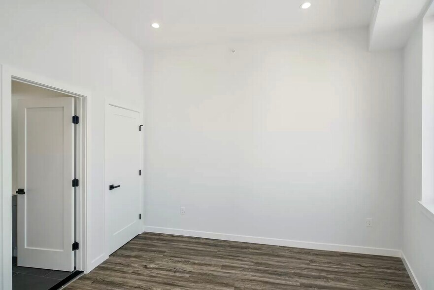 More Photos Of 2301 Frankford Ave, Philadelphia Apartments For Sale